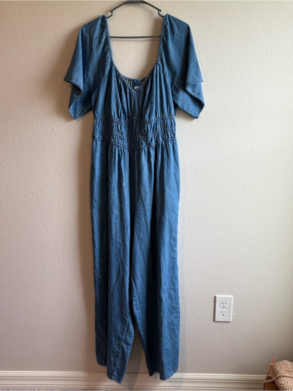Old Navy Chambray Denim Cinched Waist Flutter Sleeve Jumpssuit